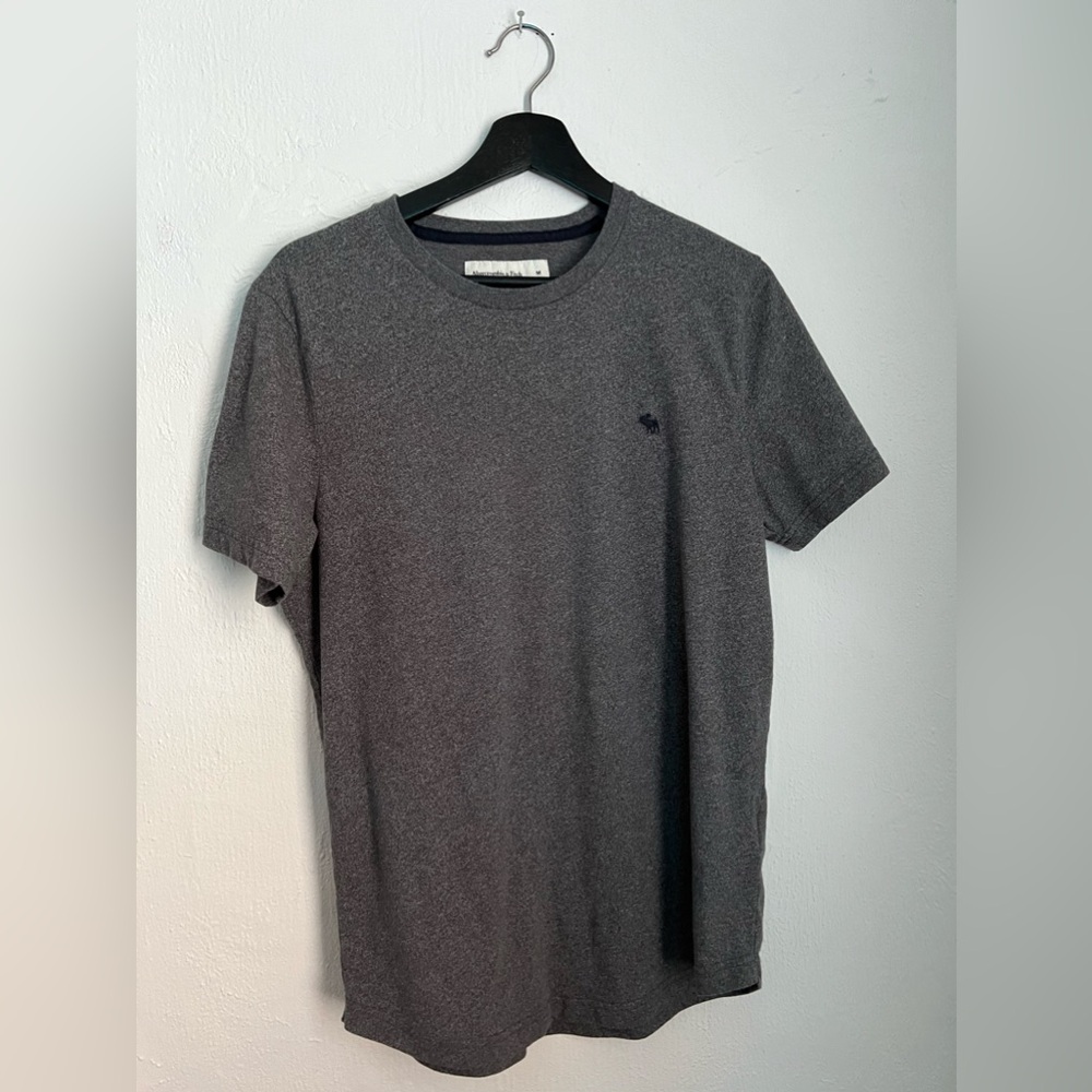Abercrombie & Fitch dark gray tshirt